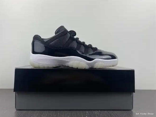 1st Kicks Shoes Low 72-10 11 AV2187-001 Air Jordan Retro 0608